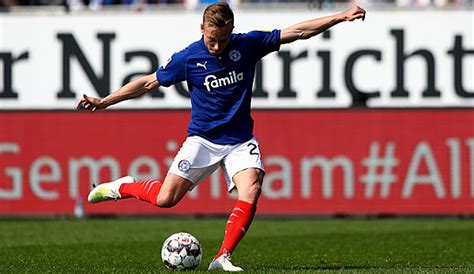 ⚽️ deutscher meister von 1912. Testspiel: Holstein Kiel - Sheffield Wednesday heute live ...