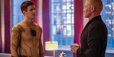 Flash Season 8 Photos Reveal Barry Allen In New Reverse Flash Costume