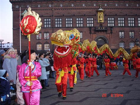 Chinese new year clothes have historical, customary, and symbolic significance. Chinese New Year - Simple English Wikipedia, the free ...
