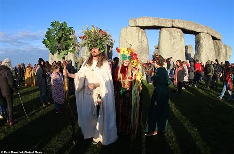 Flipboard Welcome To The Longest Day Hundreds Of Revellers And Modern Day Druids Watch The