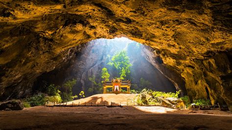 Tour 9 Of The Most Beautiful Underground Sites Around The World