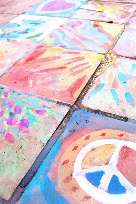 Stimulating the imagination will bring fresh and innovative ideas to develop fun crafts for kids. Easy Art Ideas for Kids: Watercolor on Tile - Babble Dabble Do