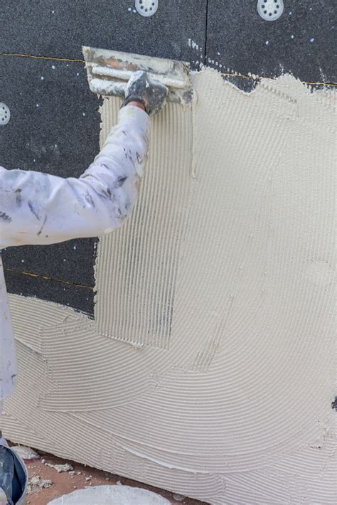 Darunter unter anderem die hohe wasseraufnahmefähigkeit und die atmungsaktivität. Mineralputz außen auftragen » Die Vor- und Nachteile