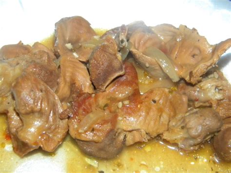 Pour in more water during simmering, if needed, to keep gizzards covered. Finger Lickin Chicken Gizzards Recipe - Genius Kitchen