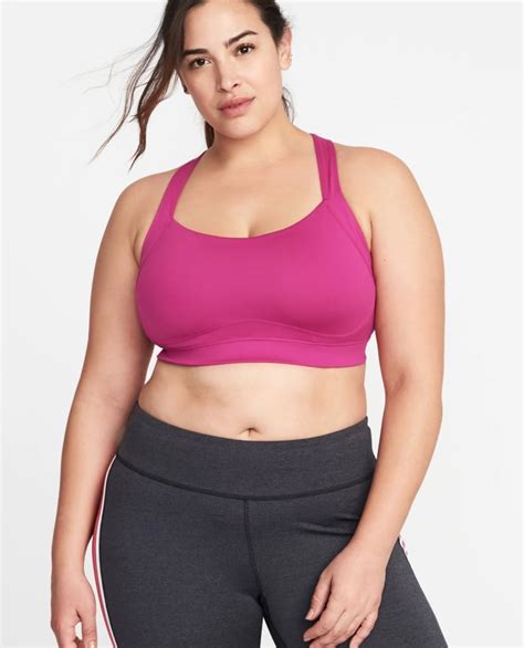 But, it's especially important when doing physical activities. Old Navy Plus-Size Sports Bra | Best Plus-Size Activewear ...