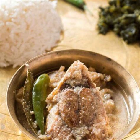 Doi Ilish Hilsa Fish In Yogurt Gravy Recipe Bengali Fish Recipes