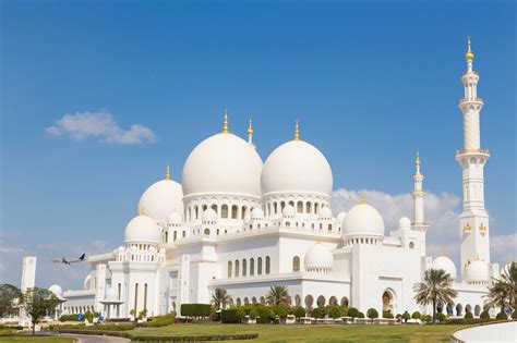 Os emirados árabes unidos são uma federação composta por sete emirados, cada um com um sheikh. EMIRADOS ÁRABES UNIDOS, destino de férias, Voos, Hoteis ...