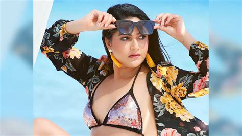 Barsha Siwakoti Insta Hot Hit Pictures Glamour Nepal