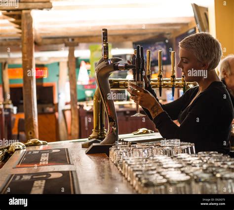 Pub Barmaid Hi Res Stock Photography And Images Alamy