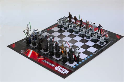 Unique Star Wars Sw Chess Set Hasbro Hand Painted Collector Complete