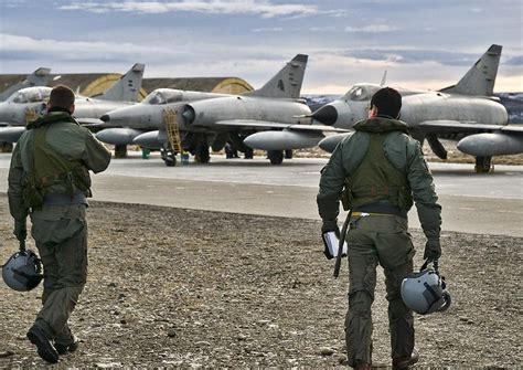 Aircreft | Ejercito argentino, Arte de aviación ...