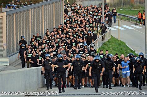 A(z) ferencváros ultras című videót z_anti nevű felhasználó töltötte fel a(z) sport kategóriába. Espanyol - Ferencváros 2019.09.19. - Hungarian Ultras