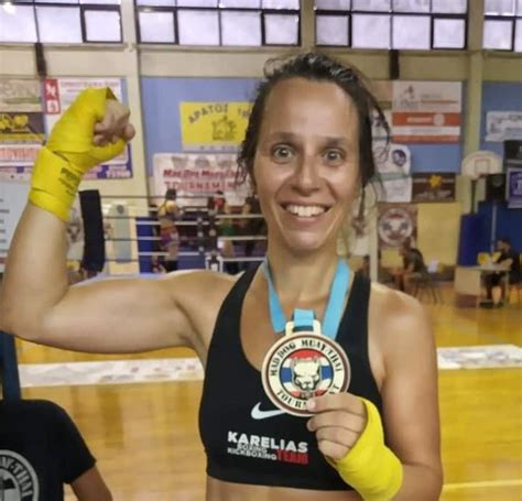 Αφού μπουν τα δυο αγόρια που ήδη σας έχουμε αποκαλύψει αυτή την κυριακή, θα δούμε κάπου να ξεπροβάλλει και η χριστίνα κεφαλά! Νίκη για την Πατρινή Χριστίνα Κεφαλά στο "Mad Dog Muay ...