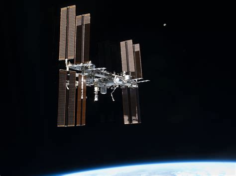 Auditor Nasas Plan For The 150 Billion Space Station Gives Us Pause