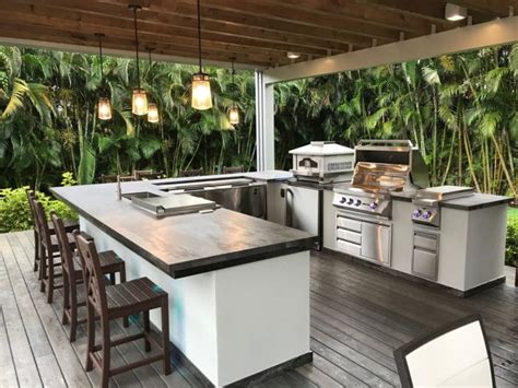 Shopstyle.com has been visited by 100k+ users in the past month Amazing Outdoor Living Spaces Ideas You'll Love - The Frisky
