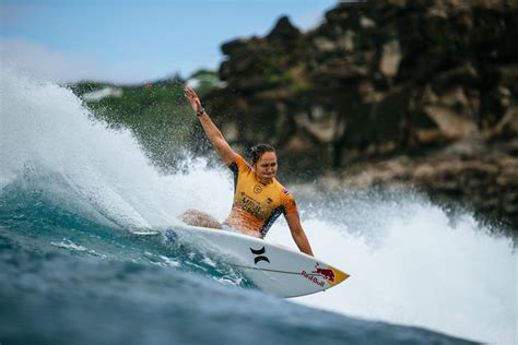 Carissa Moore Claims Fourth World Title Surfgirl Magazine