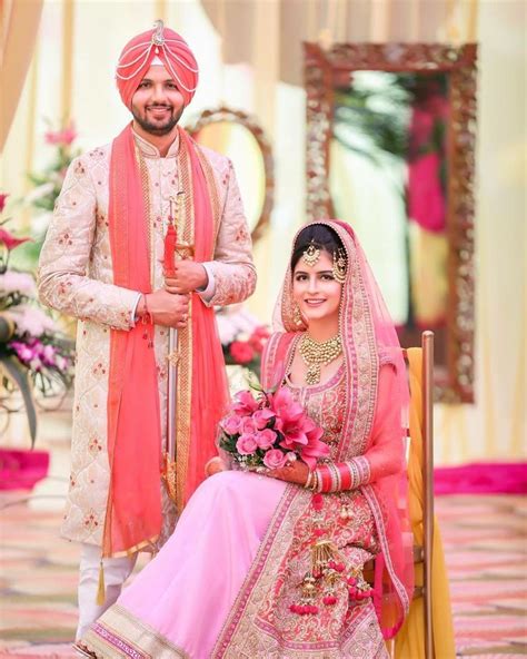 8166 Likes 23 Comments 💖 Punjabi Couples 💑 Upless On I Couple Wedding Dress