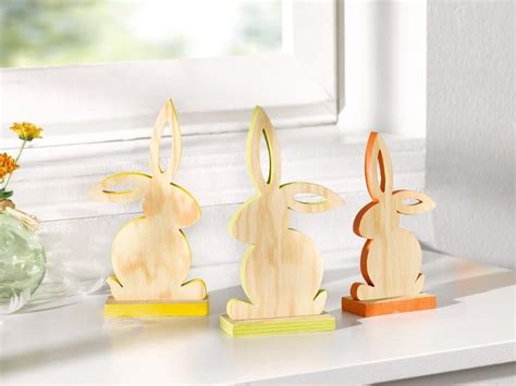 Die dekupiersäge ist ein zuverlässiger helfer wenn es um filigrane holzarbeiten geht. Basteln Mit Dekupiersäge / DIY - Weihnachtsdeko mit der Dekupiersäge aus Restholz basteln | Holz ...