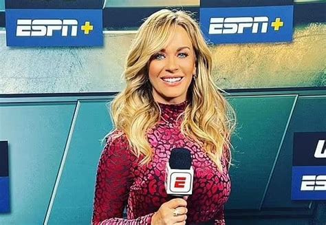 laura sanko makes her ufc commentary debut fight sports