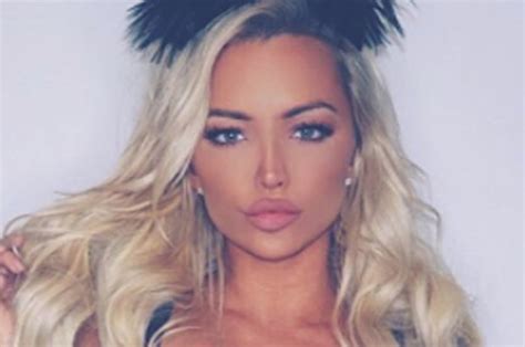 Lindsey Pelas Naked Ambition Seen In Sexy Halloween Outfit Daily Star