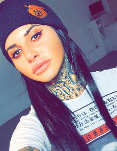 Jemma Lucy Dominates New Year S Eve Snapchat Selfie With Explosive Underboob Daily Star