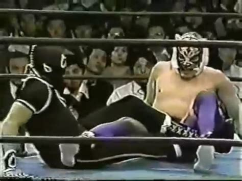 Prowresblog New Japan Pro Wrestling Tiger Mask Vs Black Man