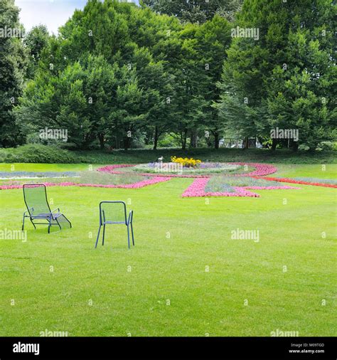 Summer Park With Beautiful Green Lawns Stock Photo Alamy