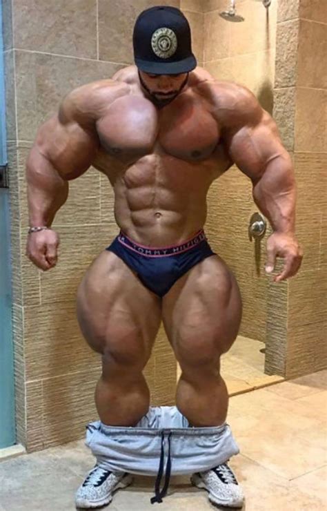 Muscle Morphs By Hardtrainer Bodybuilders Men Muscle Muscle Men Hot