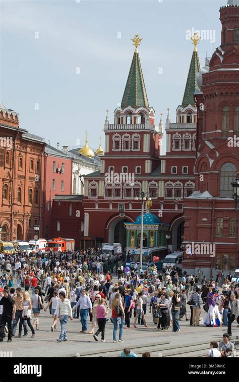 Manezhnaya Kremlin Walking Sight Sightseeing Gate Hi Res Stock
