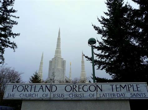 The temple's architecture features six white spires and a white marble exterior. Pin on Portland Oregon Temple