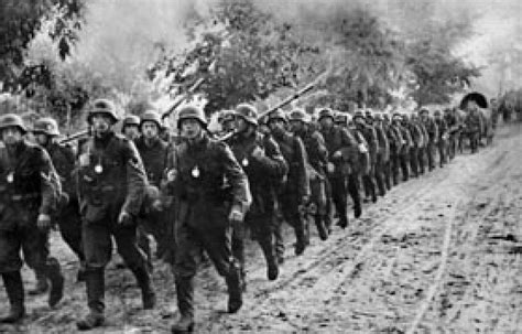 Deuxième Guerre Mondiale La Pologne Sélève Contre La Tentation De