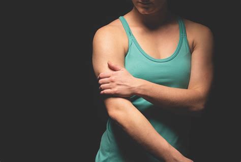 A Physical Therapist S Tips For Solving Arm Pain Women S Running