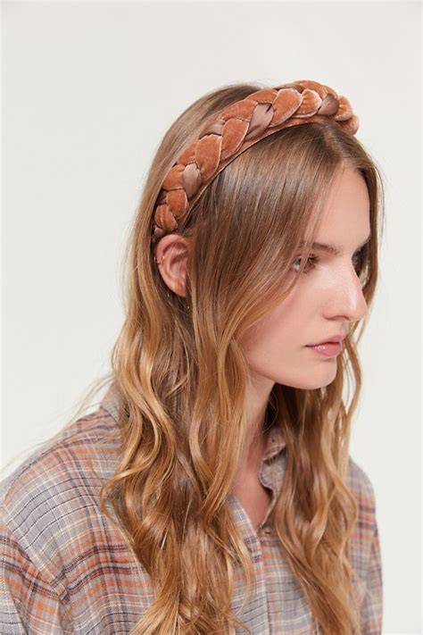 If you want to get in touch with your inner flower child, these hippie braids are a fun way to recreate the psychedelic decade in your own bathroom mirror. Braided Velvet Headband | Headband hairstyles, Hippie ...