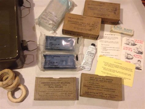 Us Army Vietnam War Era Vintage Vehicle Jeep First Aid Kit Medical Box