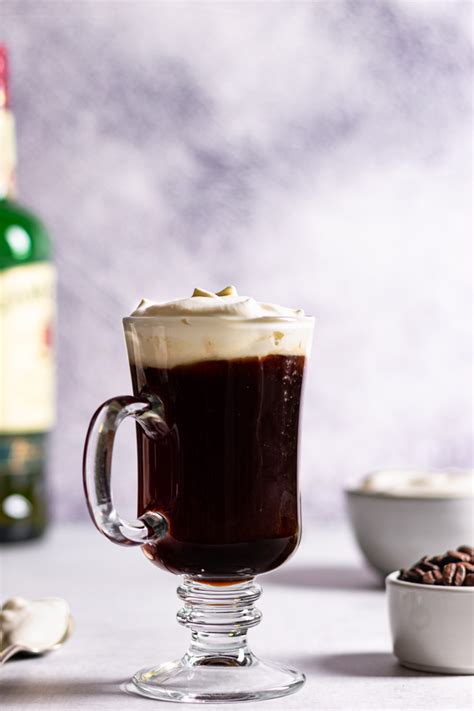 Easy Irish Coffee With Whipped Cream 5 Ingredients Robust Recipes