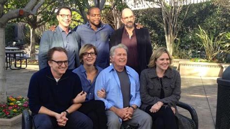 West Wing Cast Reunites Nine Years After Finale Nbc4 Washington