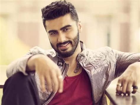 Yes does arjun kapoor drink alcohol?: Arjun Kapoor shares dish photo, name of maker is hidden in ...