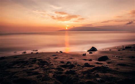 Download Wallpaper 3840x2400 Shore Sea Sun Sunset Landscape 4k