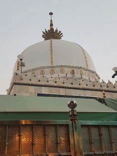 His shrine is a congregation of all faiths. Asalam walaikum Khwaja Garib Nawaz Ajmer India. Fajr time ...