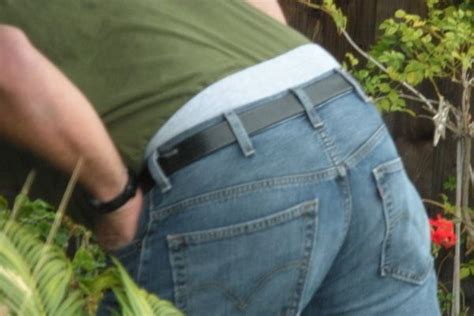 How To Keep Your Shirt Tucked In 13 Useful Products Products Devices And Hacks