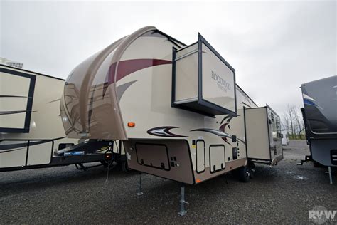 2018 Rockwood Signature Ultra Lite 8298ws Fifth Wheel By Forest River