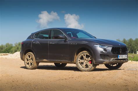 This continuously adapts shock absorber damping to suit the situation and the selected driving mode by monitoring car and wheel movement, damper settings and suspension height. 2017 Maserati Levante Diesel Review | Motor Verso