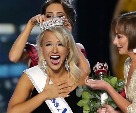 miss arkansas savvy shields wins miss america 2017 crown