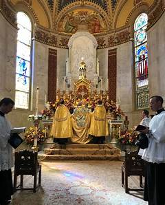 The Language Of Heaven Unraveling The Secrets Of The Institute Of Christ The Kings Latin Liturgy