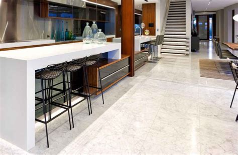 04.11.2019 · remove mildew from grout using mild cleaners for small instances of mildew, you have several options to choose from when cleaning your shower. How to Clean Mildew from Grout? - Barana Tiles
