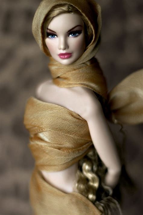 Wrap In Gold Beautiful Barbie Dolls Pretty Dolls Cute Dolls Fashion