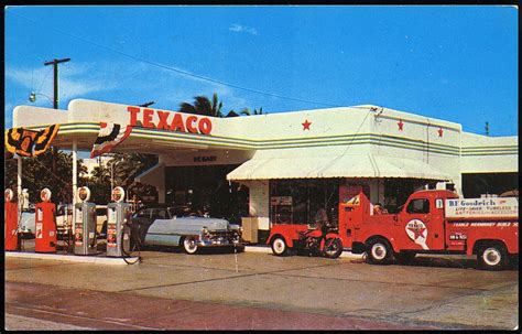1950s Gas Station Gas Station Texaco Vintage Old Gas Stations