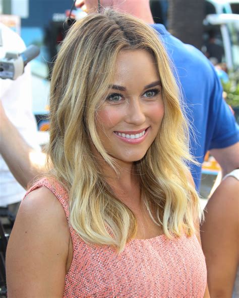 This Lauren Conrad Look Is So Dewy And Fresh Loving It