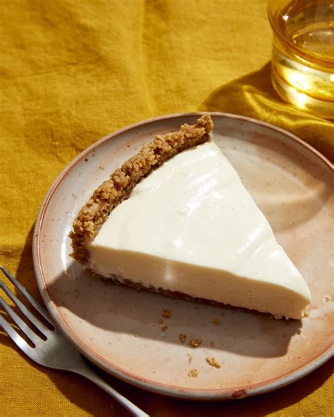This 4 Ingredient Cookie Cheesecake Is The Easiest Thing Youll Make