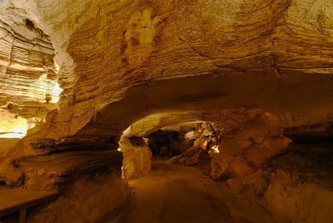 Central Texas Daytrip Idea Longhorn Cavern In Burnet Texas